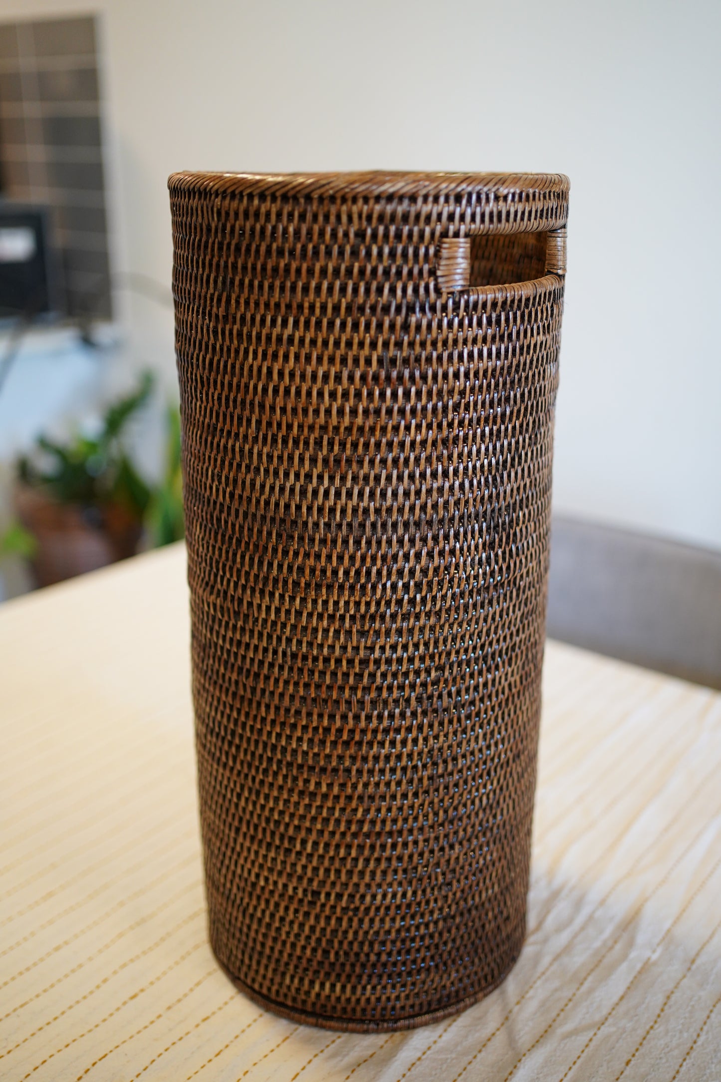 Round Umbrella Holder